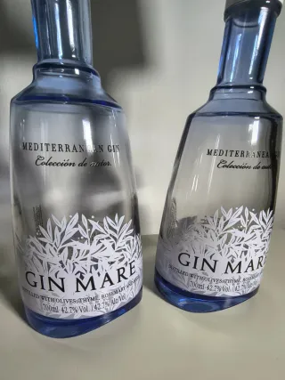 Coppia Lampade LED bianche con Bottiglie Gin Mare