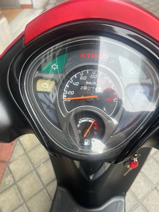 Kymco Miler 125 2022 Roja y Negra