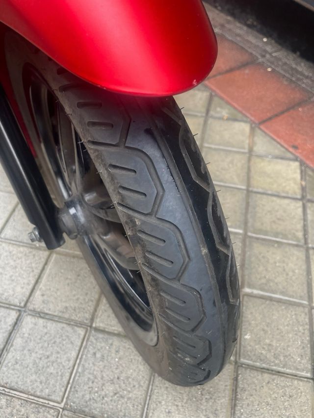 Kymco Miler 125 2022 Roja y Negra