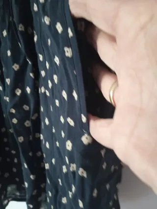 Falda juvenil azul y crema