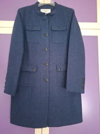 Abrigo Cortefiel espiga azul