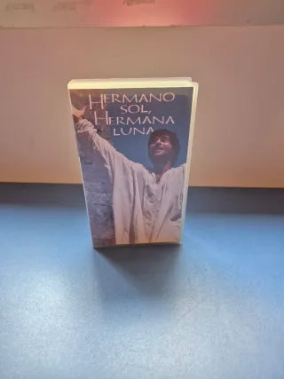 Película VHS Hermano Sol, Hermana Luna