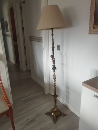 Lámpara de pie , minimalista