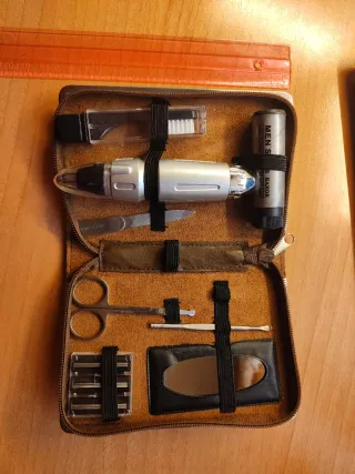 Neceser hombre marrón y plateado