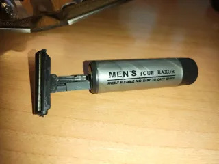 Neceser hombre marrón y plateado