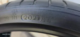 Neumático Hankook 235/30/20