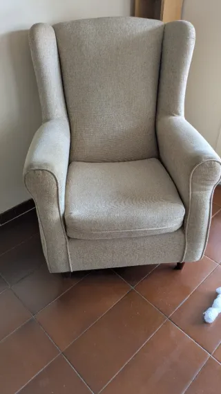 Sofá y butaca tela beige