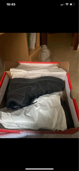 Deportivas Nike Negras Terciopelo Unisex