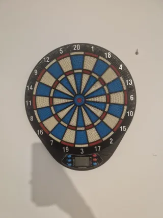 Diana de dardos con dardos