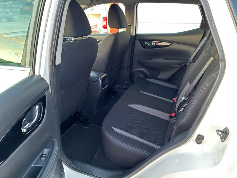 Nissan Qashqai 1.7 dCi s&s Acenta 4x4 6v 2020, foto 12