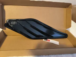 Embellecedores Audi Negros Brillantes