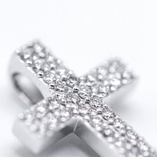 Colgante Cruz Oro y Diamantes