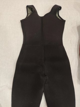 Conjunto neopreno surf/buceo 5mm + botas neop. 3mm