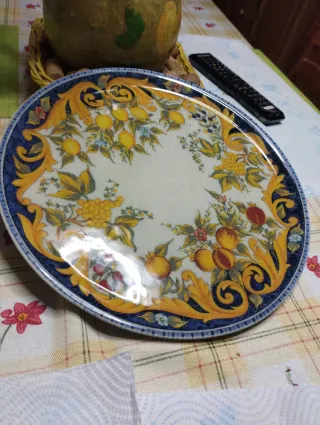 Piatto da portata o sottopiatto decorato