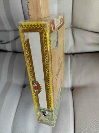 Guitarra Cigar Box