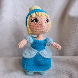 Muñeca Cenicienta Crochet