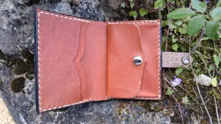 Cartera artesanal cuero con ideal Dia del padre.