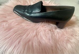 Zapatos de tacón negros cuero para mujer