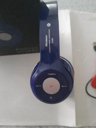 Auriculares Bluetooth S460 Inalámbricos sin usar
