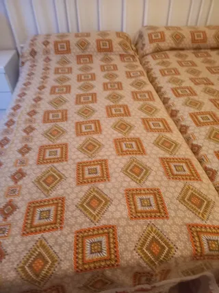 Colchas vintage beige y naranja cama 90