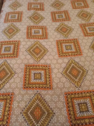 Colchas vintage beige y naranja cama 90