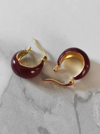 Orecchini a cerchietto borgogna e oro