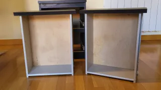 Mesita de noche de madera