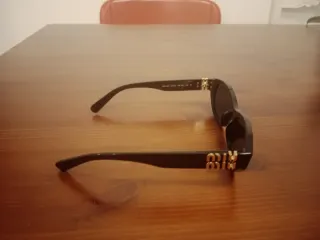 Gafas de sol miu miu mu11s