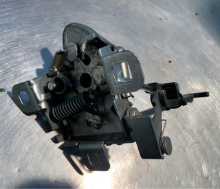 Cerradura Capó Alfa Romeo 159