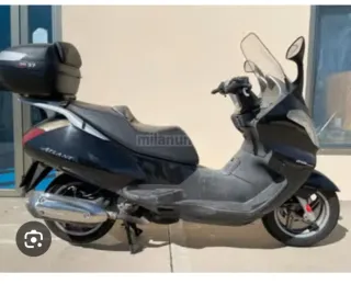 Aprilia Atlantic 250cc Maxi Scooter Negra