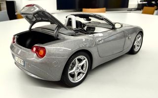 Bburago BMW Z4 1:18