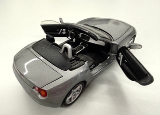 Bburago BMW Z4 1:18