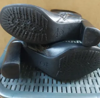 Stivali alti neri Geox