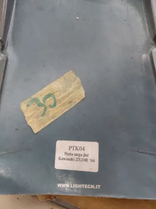 Portatarga Lightech PTK04 Kawasaki ZX10R '04