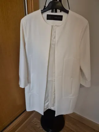 Chaqueta Zara Blanca Manga Media
