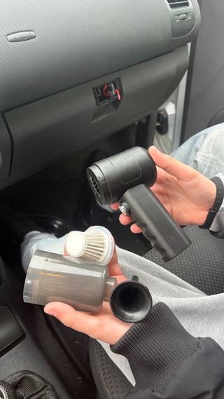 Aspiradora portátil recargable