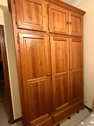 Armadio in legno massello 153x235x53