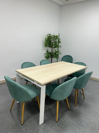 Mesa y 6 sillas comedor/oficina