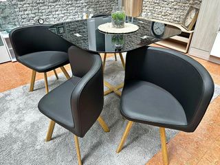 OFERTON DE MESA DE CRISTAL TEMPLADO + 4 SILLAS