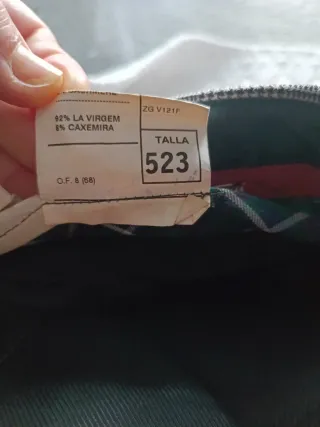 Pantalones de vestir hombre cuadros gris y rojo