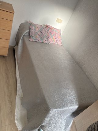 Colchón y somier 90cm + almohada