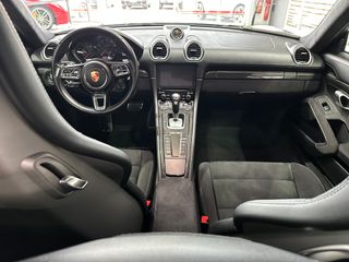 Porsche 718 Cayman 2018