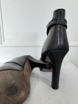 Botines piel negros Massimo Dutti