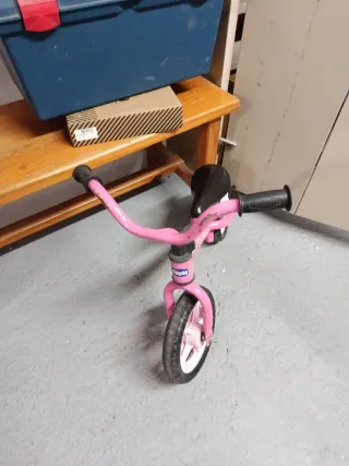 Bici de equilibrio rosa Chicco