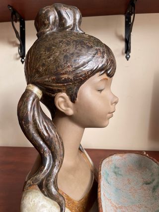 Busto/Escultura Lladró “Niña Jardinera 2 Piezas