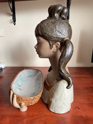 Busto/Escultura Lladró “Niña Jardinera 2 Piezas