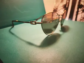 Óculos de Sol Bulgari Dourado Feminino