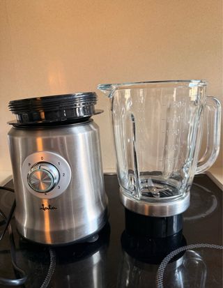 Licuadora JATA