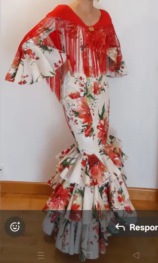 Traje de flamenca estampado floral