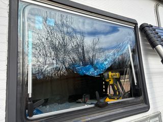 Ventana caravana nueva